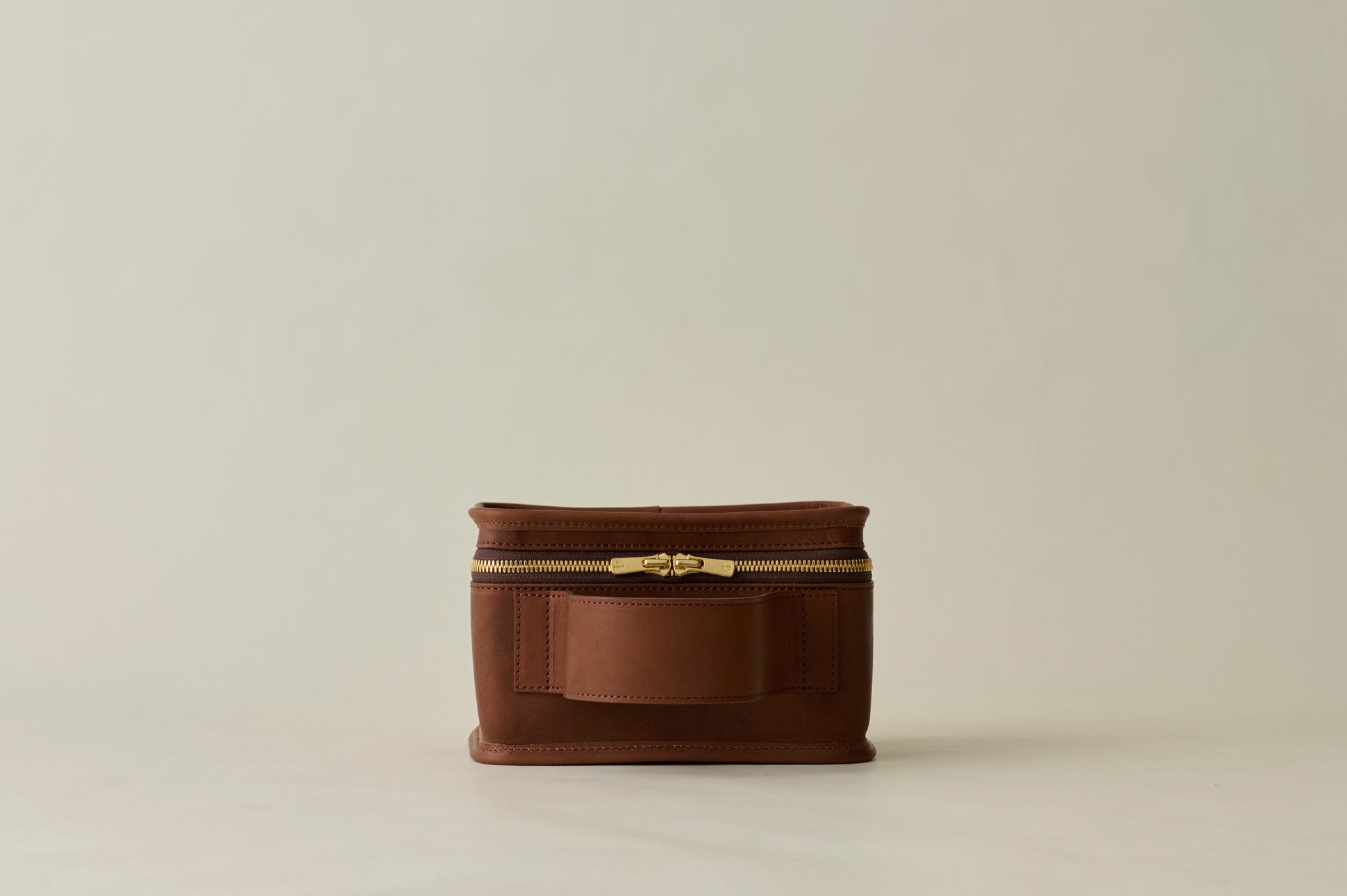 LIMITED】Chocolate Leather Mini Book Bag -EARTH LEATHER- – LIFESTYLIST