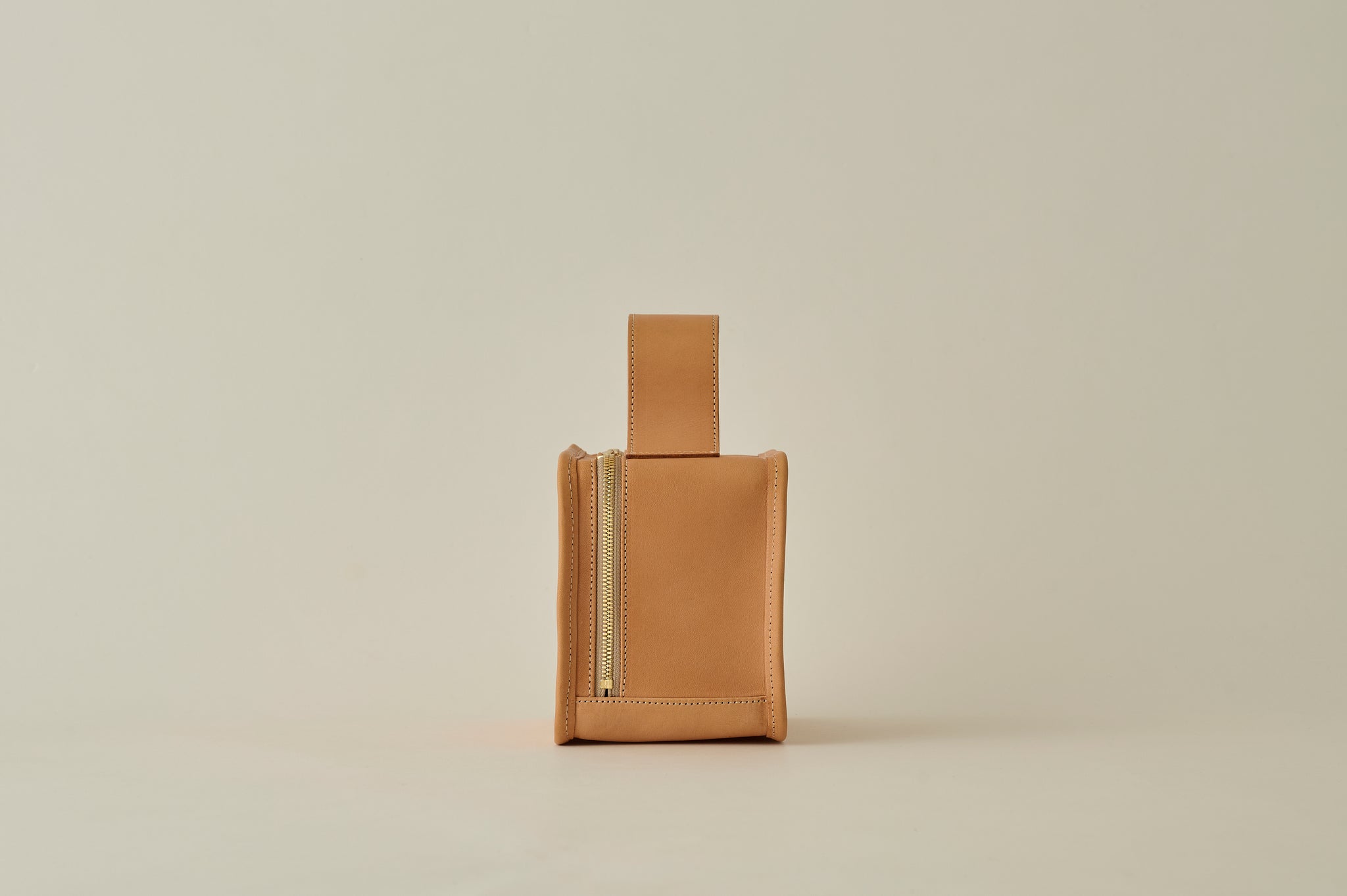 LIMITED】Nume Leather Mini Book Bag -Earth Leather-｜LIFESTYLIST
