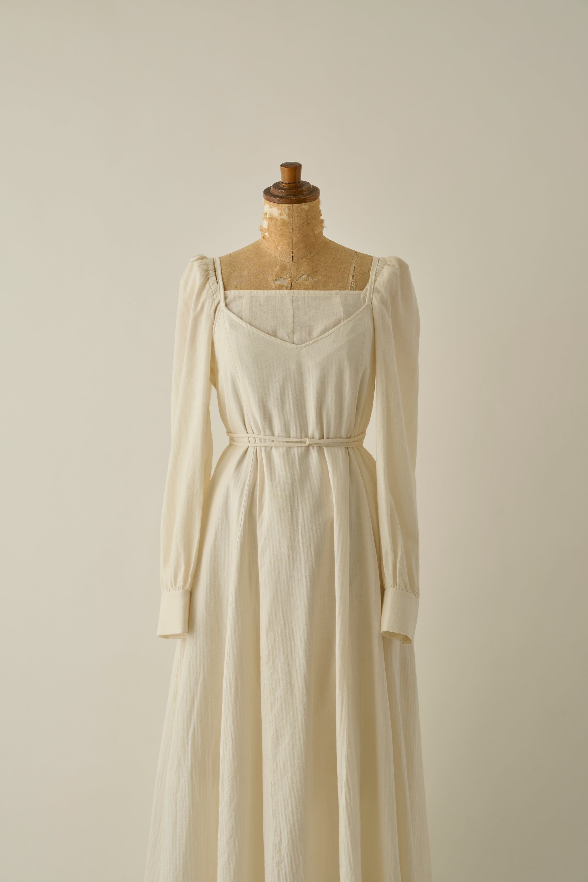 Calm Dress Tops shiro │ LIFESTYLIST