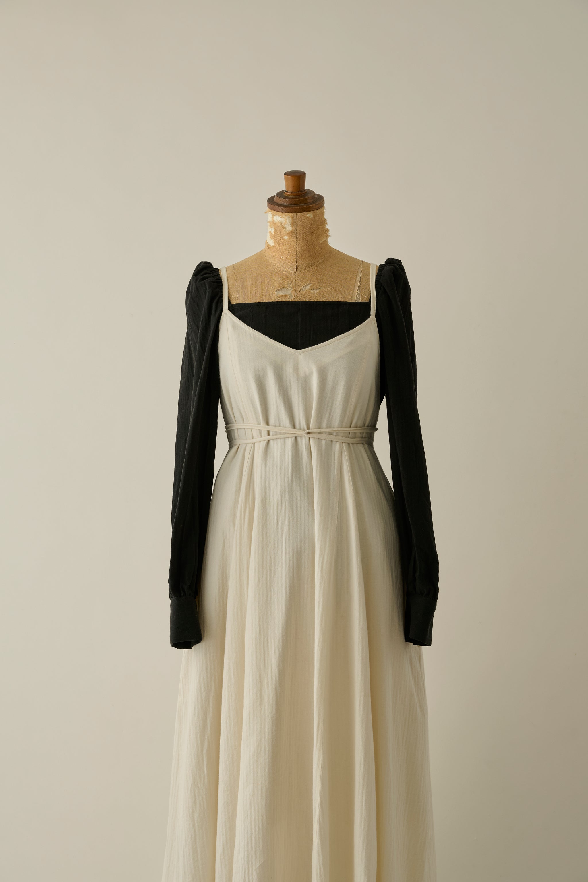 Calm Dress Tops kuro │ LIFESTYLIST