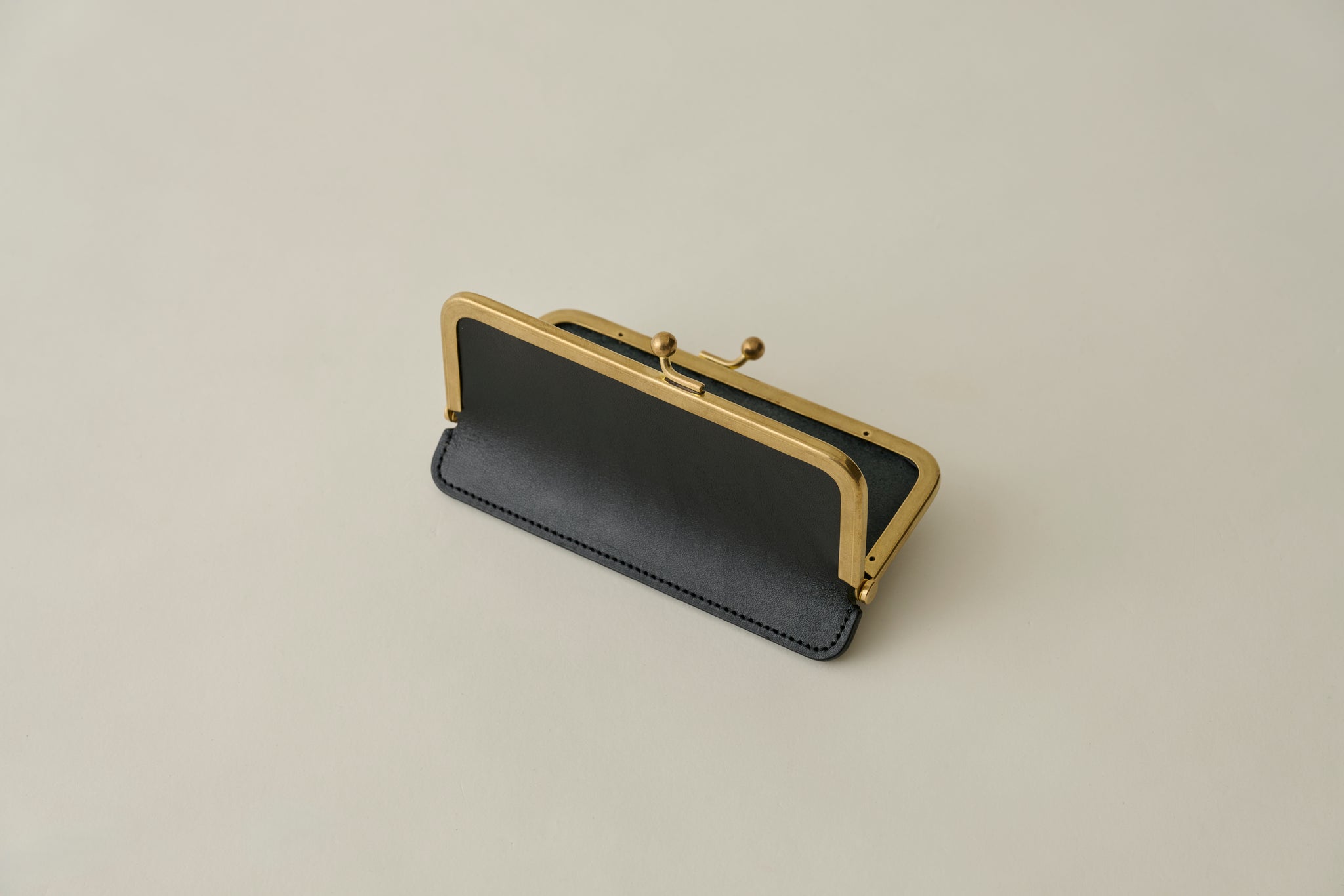 Brass Card Case / LIFESTYLIST