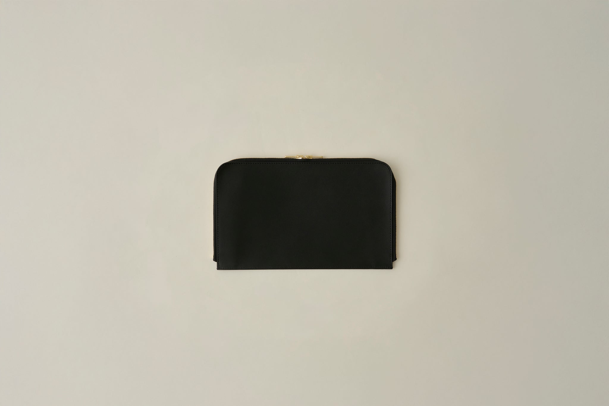 Minimalist Leather Bags & Goods Collection – LIFESTYLIST