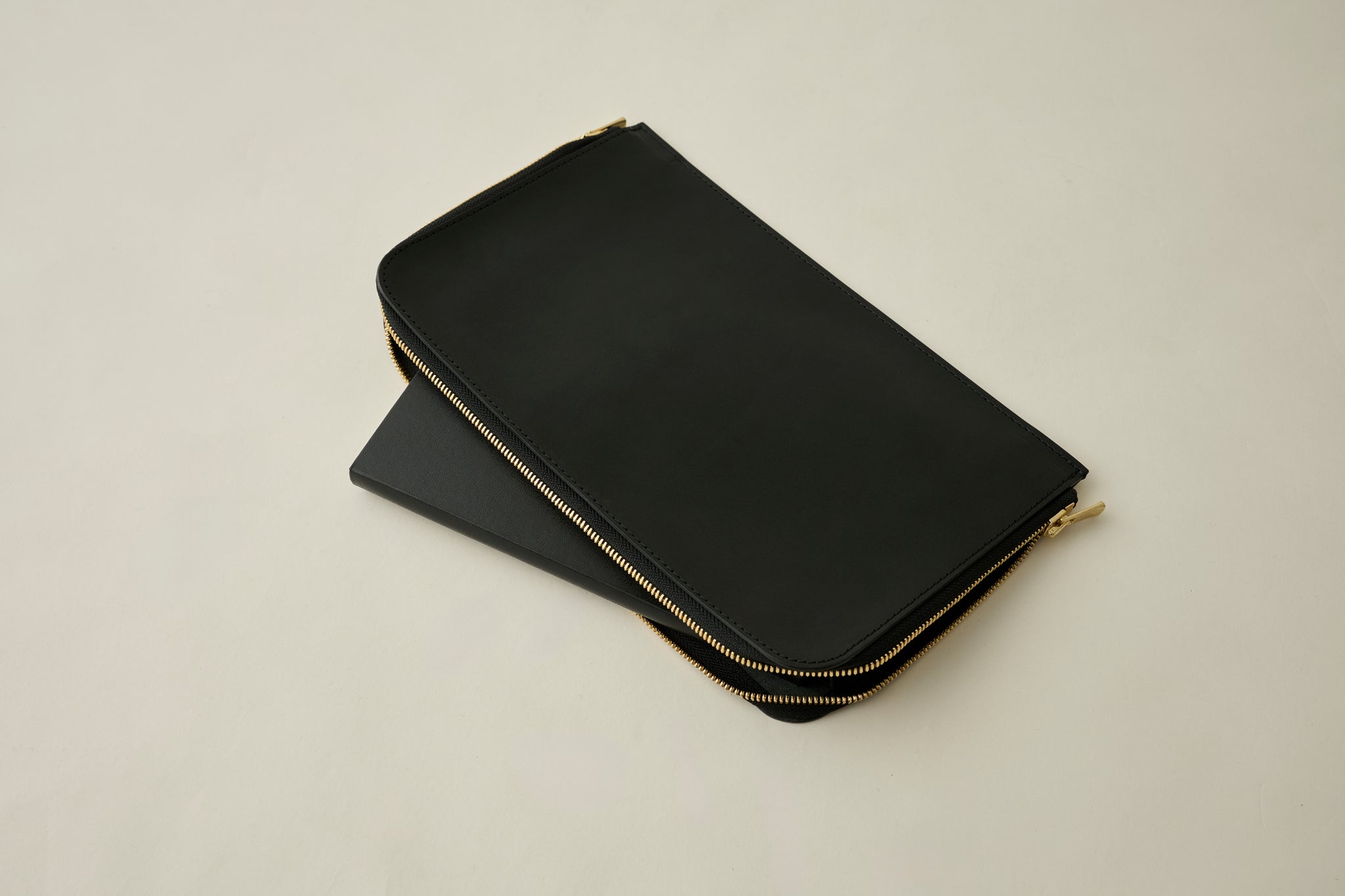 バッグ LIFESTYLIST Leather Document Case Leather Mini Book Bag │ LIFESTYLIST