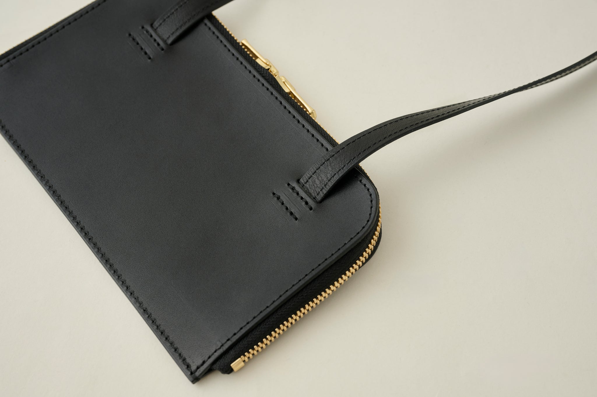 バッグ LIFESTYLIST Leather Document Case Leather Mini Book Bag │ LIFESTYLIST