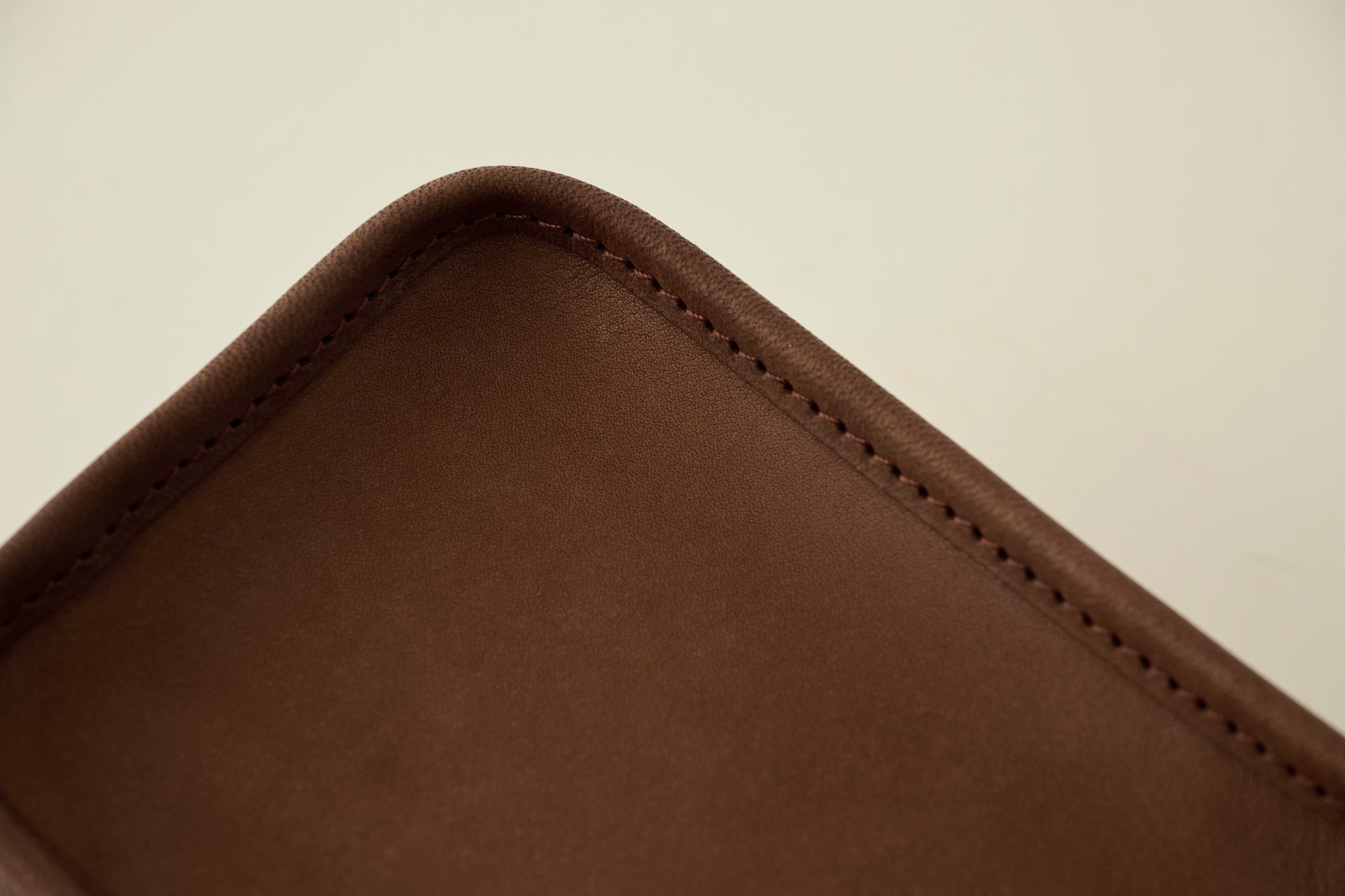 LIMITED】Chocolate Leather Multi Pouch -EARTH LEATHER- │ LIFESTYLIST