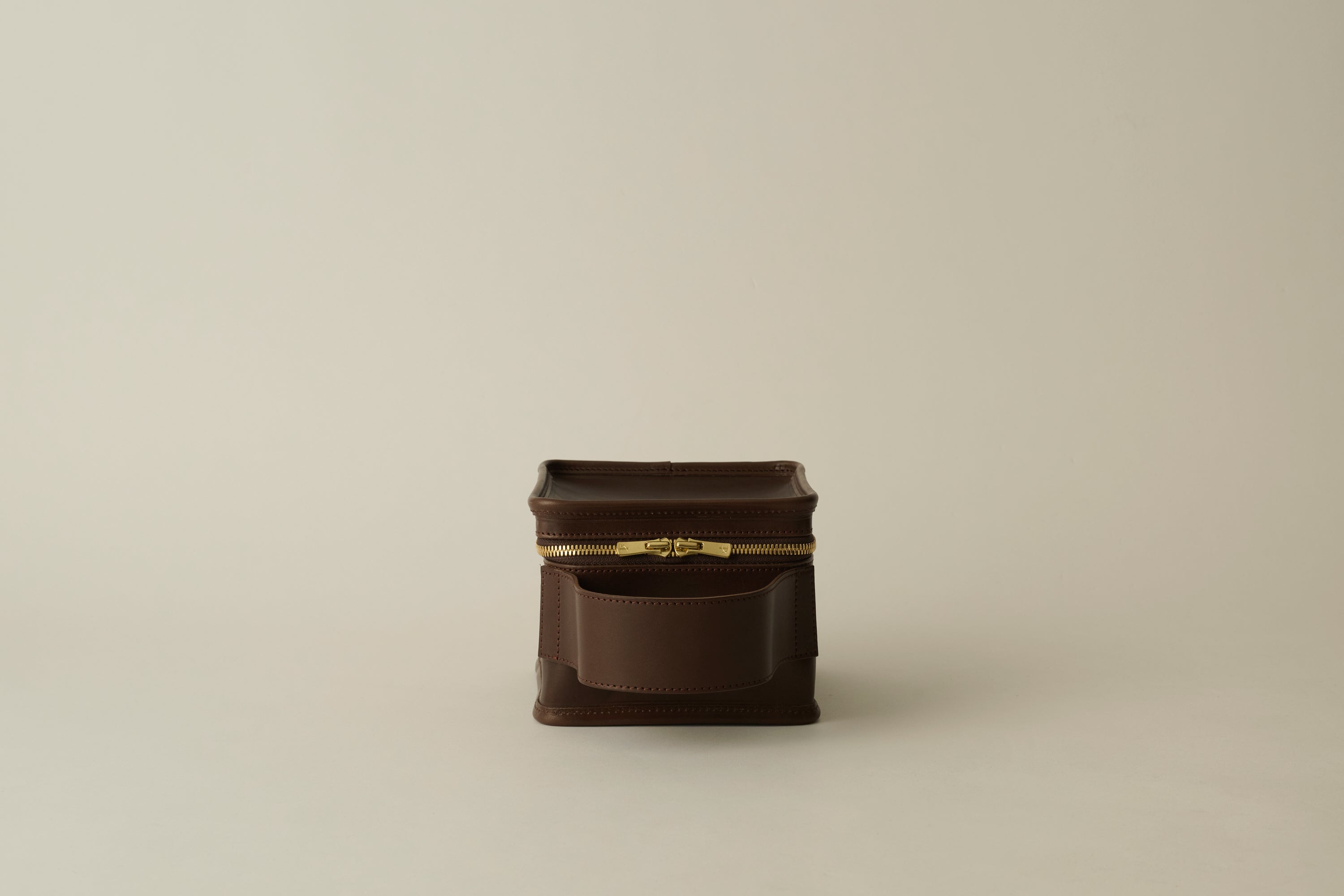 A*N様 LIFESTYLIST ライフスタイリスト Mini Book Bag 楽天市場】LIFESTYLISTライフスタイリスト Leather Mini Book