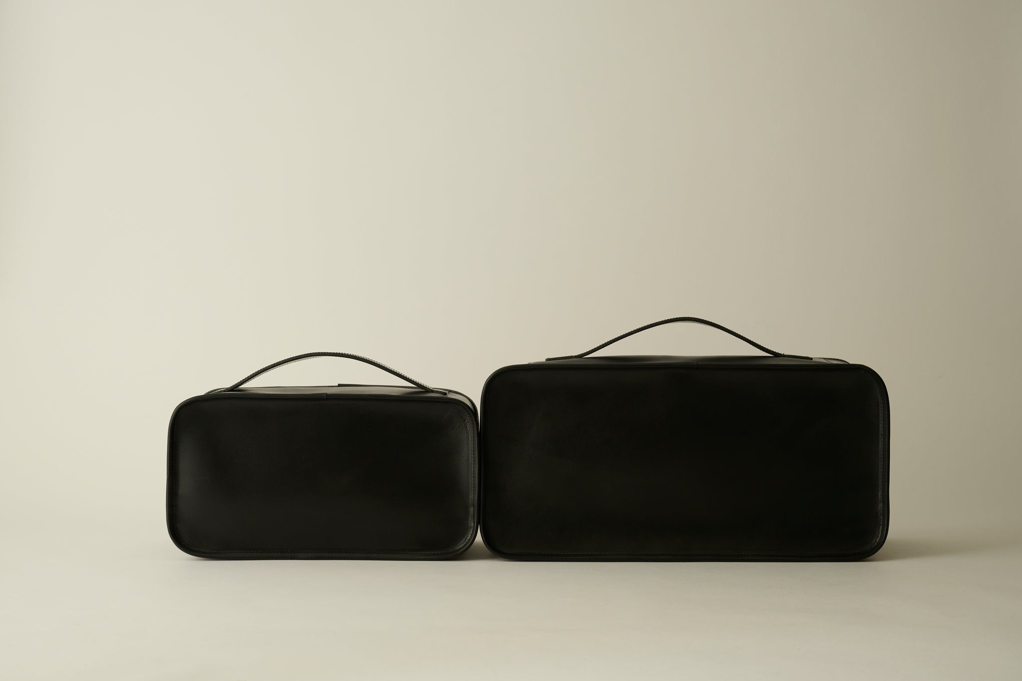 Leather Travel Box Bag │ LIFESTYLIST
