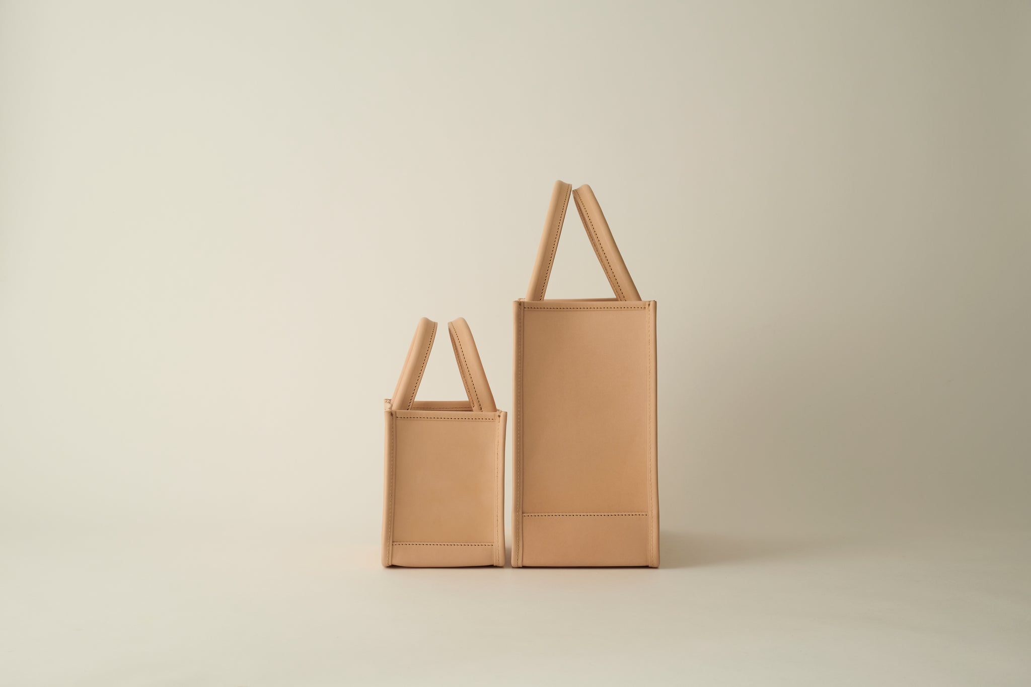 LIMITED】Nume Leather Tote Notebook Bag │ LIFESTYLIST