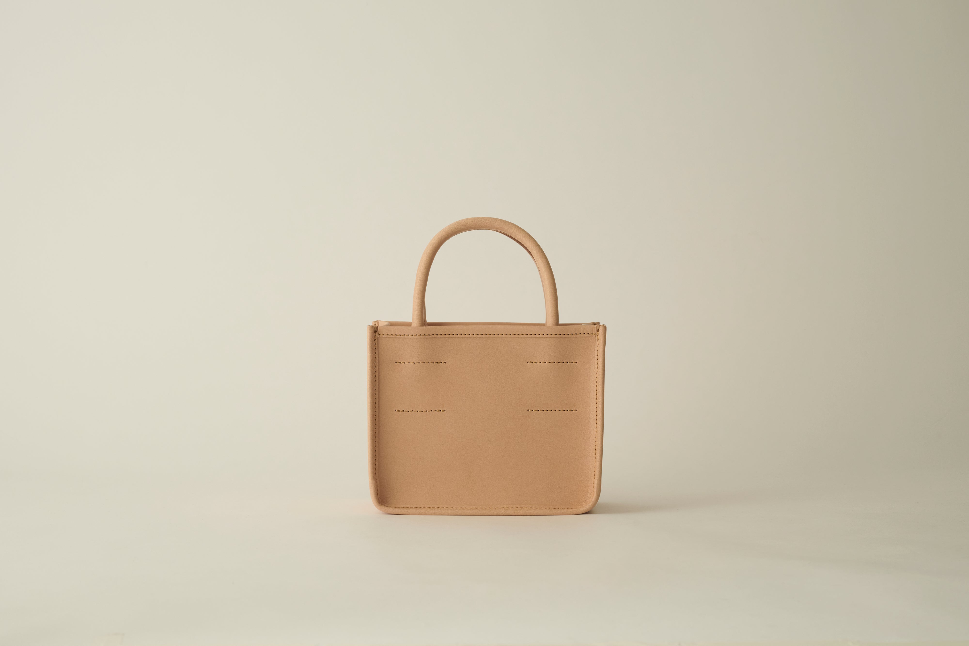 LIMITED】Nume Leather Tote Mini Book Bag │ LIFESTYLIST