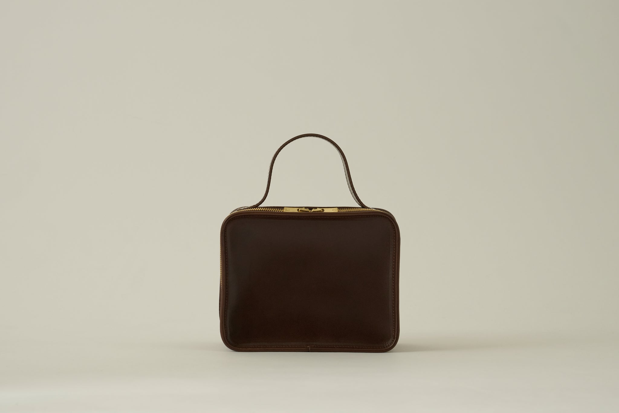 Minimalist Leather Bags & Goods Collection – LIFESTYLIST
